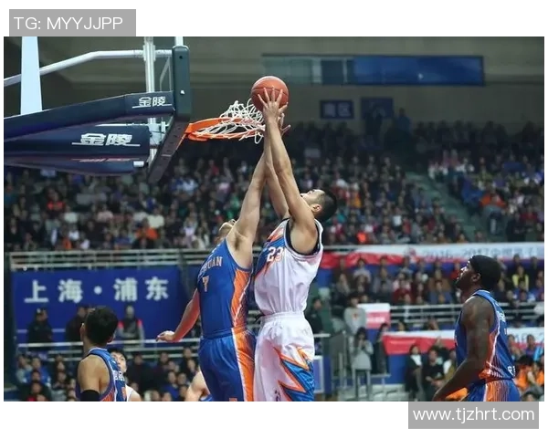 上海篮球队强势领跑精英赛积分榜积累84分展现冠军实力